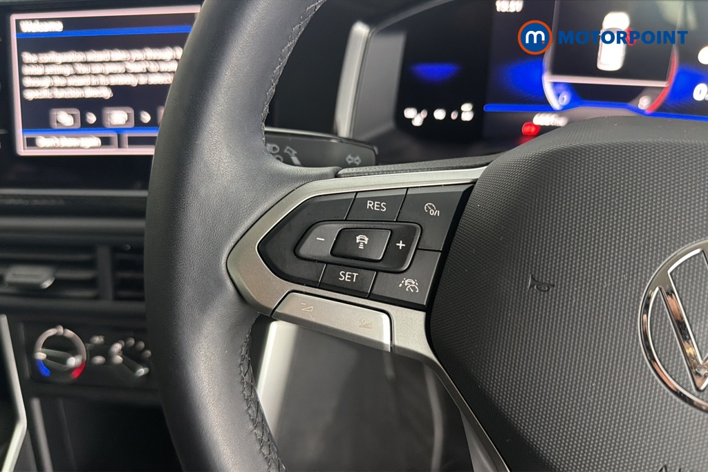Volkswagen Polo Life Manual Petrol Hatchback - Stock Number (1680203) - 4th supplementary image