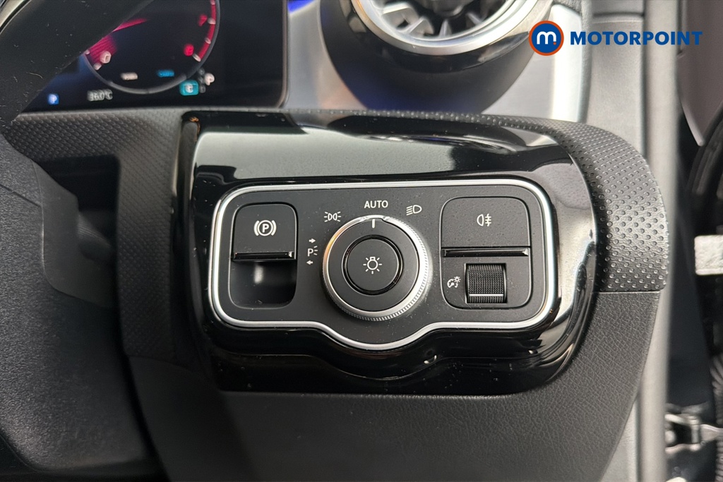 Mercedes-Benz CLA Amg Line Automatic Petrol Coupe - Stock Number (1680775) - 11th supplementary image