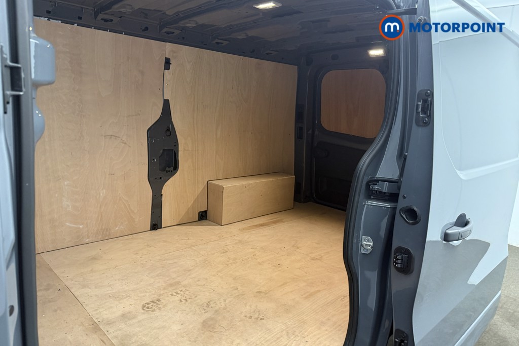 Renault Trafic Extra Sport Automatic Diesel Panel Van - Stock Number (1680818) - 21st supplementary image