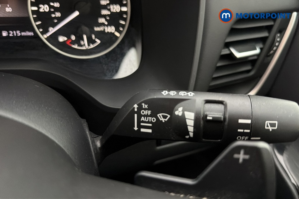 Nissan Qashqai Acenta Premium Automatic Petrol SUV - Stock Number (1681865) - 6th supplementary image