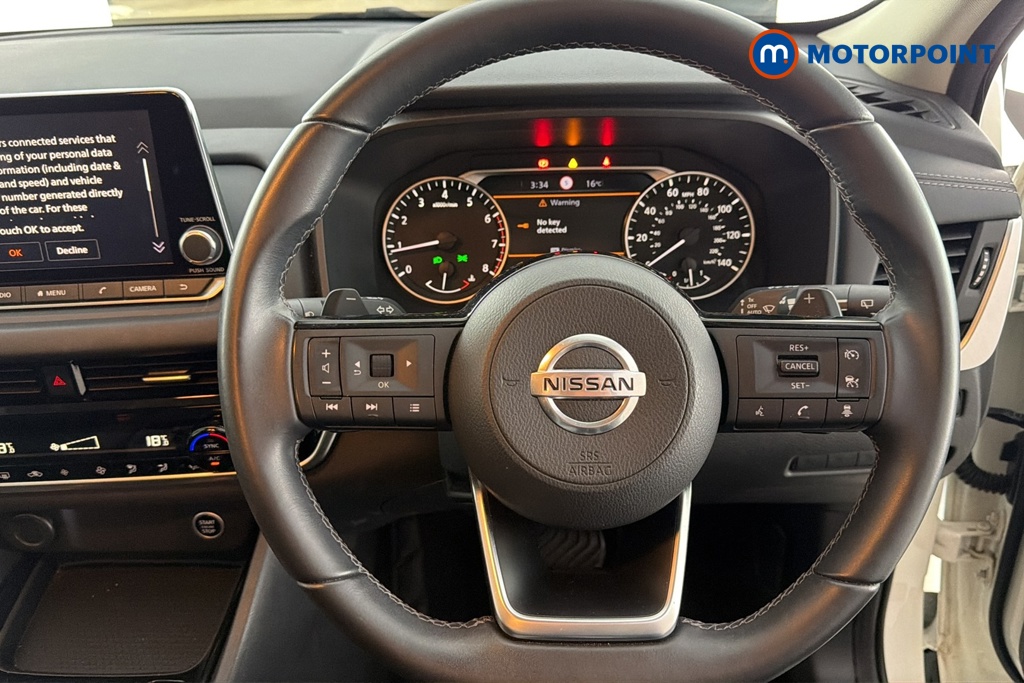 Nissan Qashqai Acenta Premium Automatic Petrol SUV - Stock Number (1681865) - 1st supplementary image