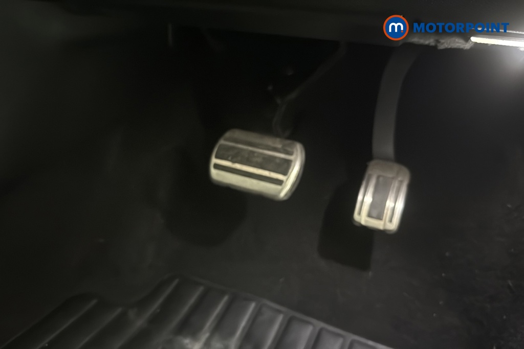 Peugeot 408 Allure Automatic Petrol Hatchback - Stock Number (1681991) - 24th supplementary image