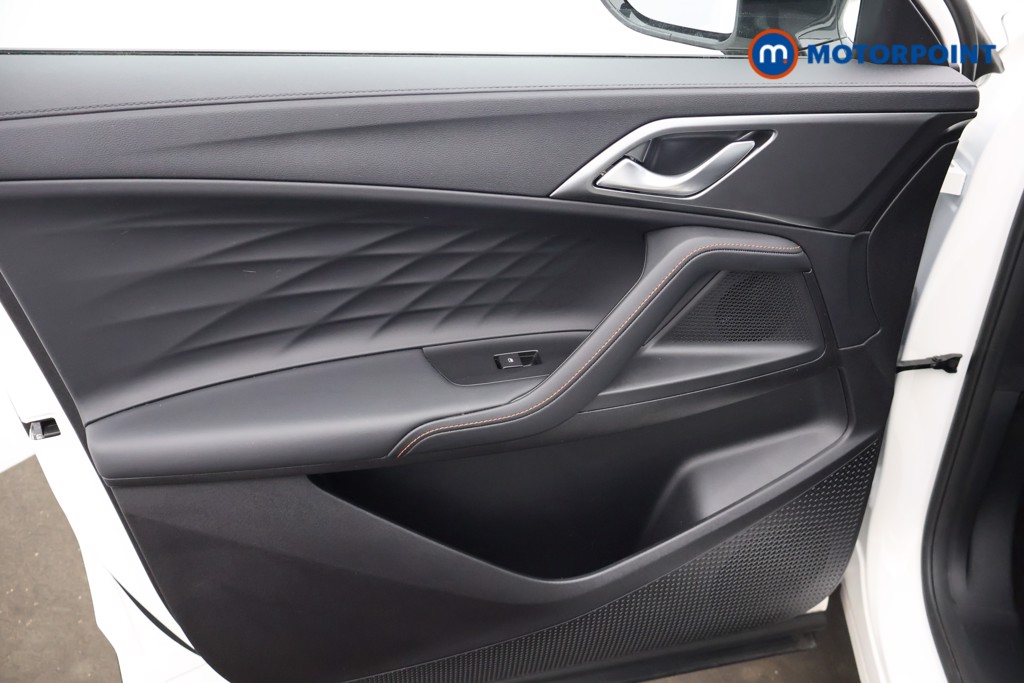 Mg Motor Uk HS Trophy Automatic Petrol-Electric Hybrid SUV - Stock Number (1682118) - 31st supplementary image