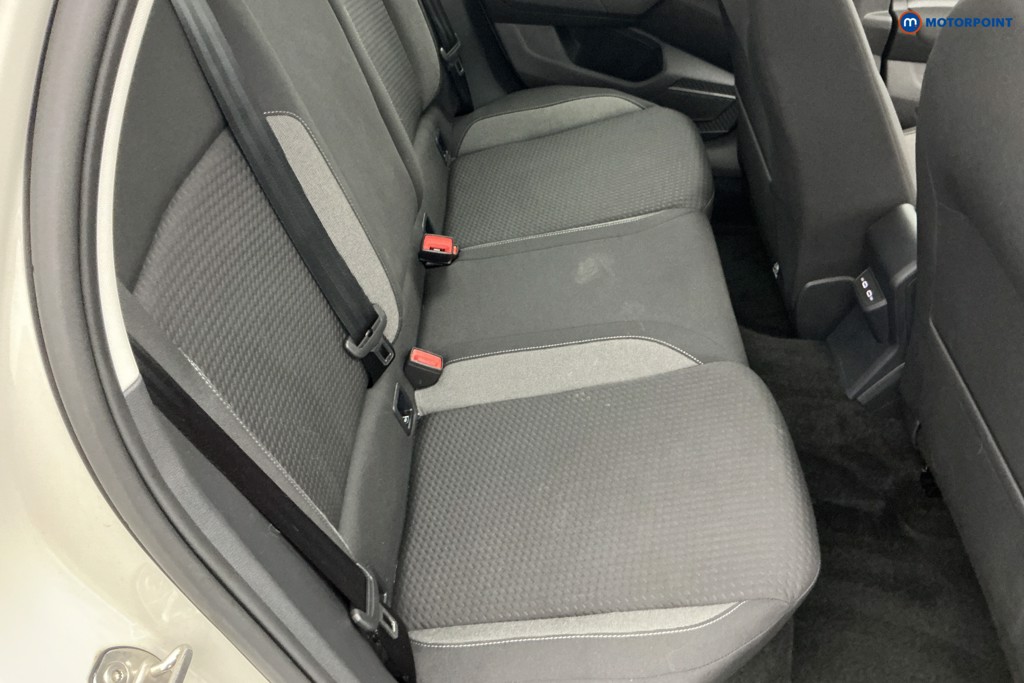 Volkswagen Polo Life Manual Petrol Hatchback - Stock Number (1682120) - 4th supplementary image