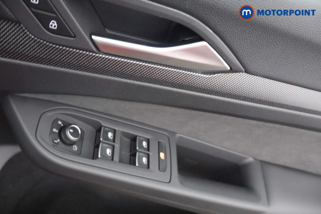 Volkswagen Golf Black Edition Automatic Petrol Hatchback - Stock Number (1682156) - 13th supplementary image