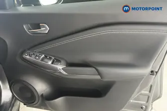 Nissan Juke N-Connecta Automatic Petrol SUV - Stock Number (1682199) - 18th supplementary image