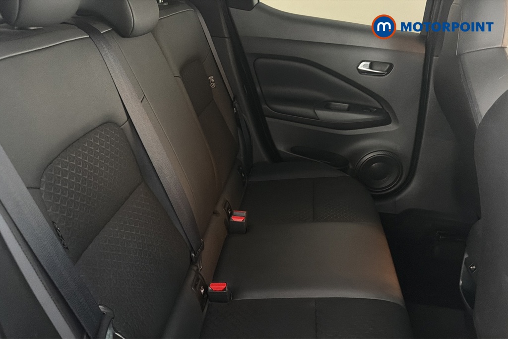 Nissan Juke N-Connecta Automatic Petrol SUV - Stock Number (1682199) - 25th supplementary image