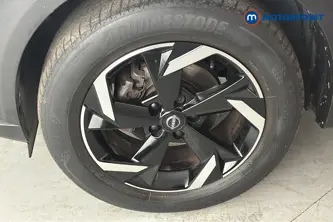 Nissan Juke N-Connecta Automatic Petrol SUV - Stock Number (1682199) - 44th supplementary image