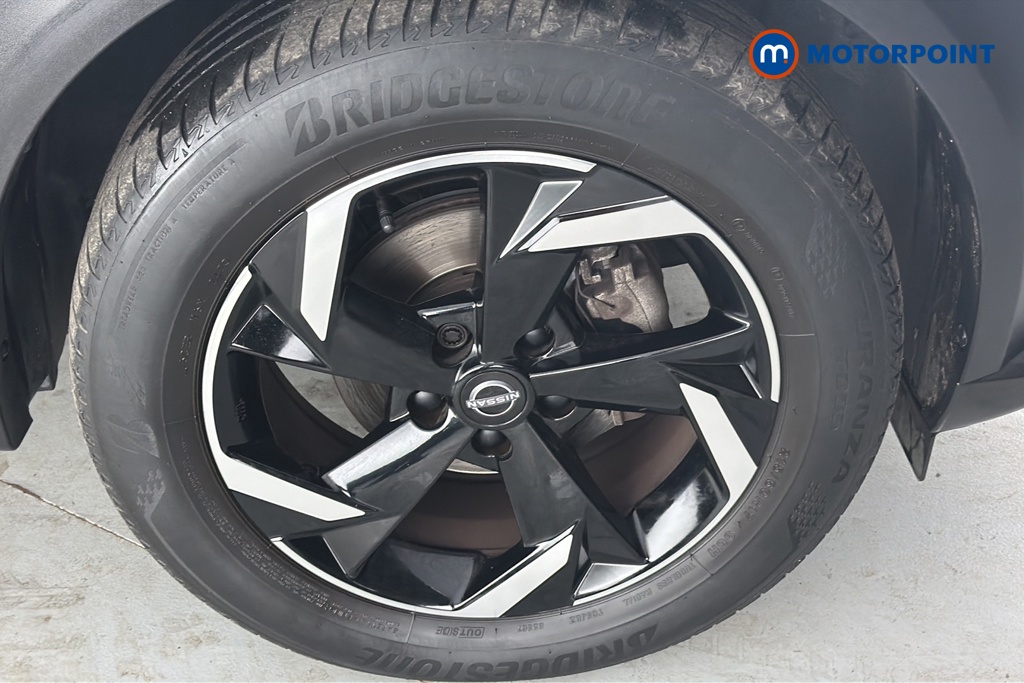 Nissan Juke N-Connecta Automatic Petrol SUV - Stock Number (1682199) - 47th supplementary image