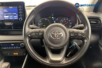 Toyota Yaris Icon Automatic Petrol-Electric Hybrid Hatchback - Stock Number (1682323) - 2nd supplementary image