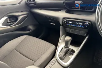Toyota Yaris Icon Automatic Petrol-Electric Hybrid Hatchback - Stock Number (1682323) - 15th supplementary image