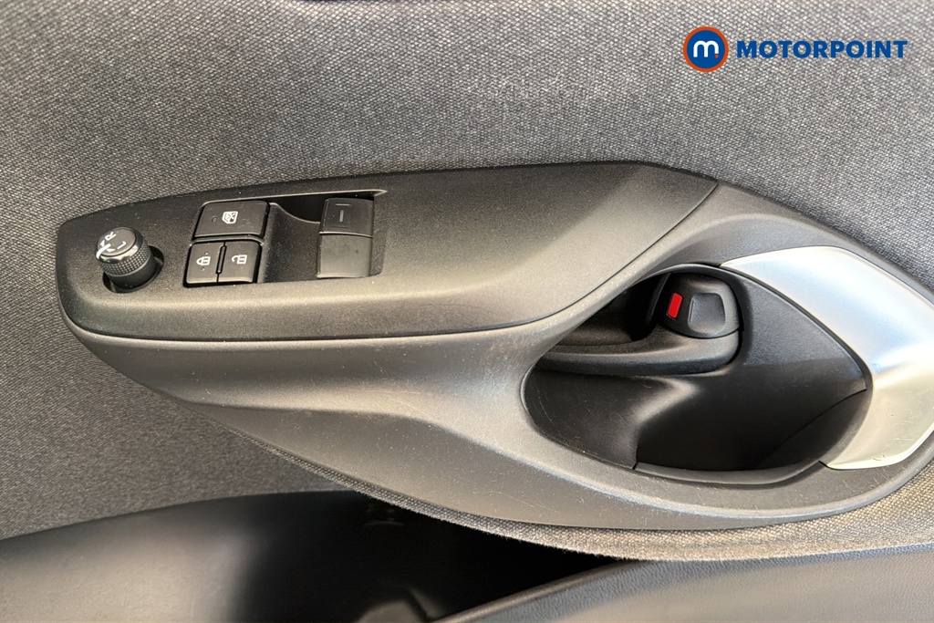 Toyota Yaris Icon Automatic Petrol-Electric Hybrid Hatchback - Stock Number (1682323) - 19th supplementary image