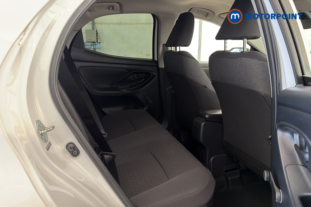 Toyota Yaris Icon Automatic Petrol-Electric Hybrid Hatchback - Stock Number (1682323) - 25th supplementary image