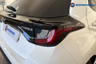 Toyota Yaris Icon Automatic Petrol-Electric Hybrid Hatchback - Stock Number (1682323) - 36th supplementary image