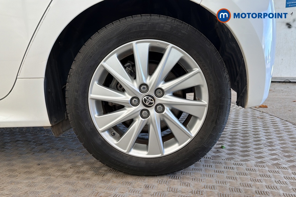 Toyota Yaris Icon Automatic Petrol-Electric Hybrid Hatchback - Stock Number (1682323) - 45th supplementary image
