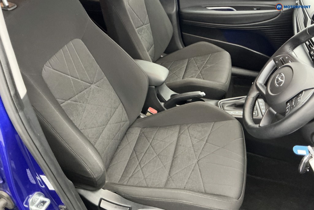 Hyundai Bayon Premium Automatic Petrol SUV - Stock Number (1682449) - 5th supplementary image