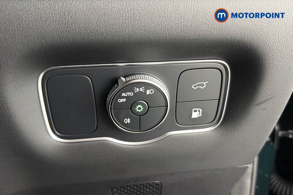 Chery Tiggo 8 Summit Automatic Petrol Plug-In Hybrid SUV - Stock Number (1682759) - 11th supplementary image