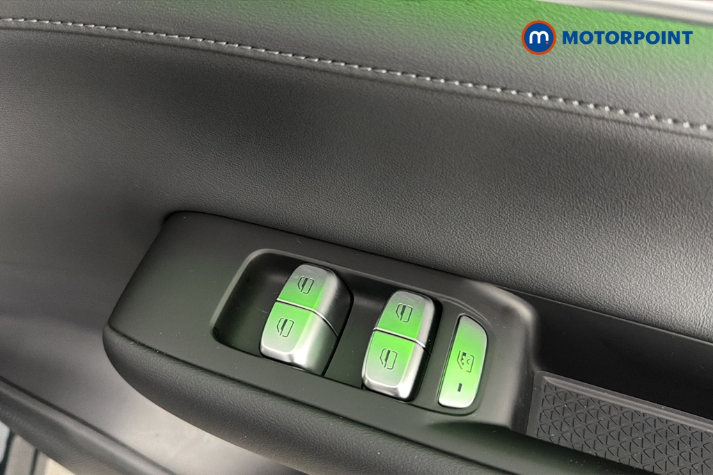 Chery Tiggo 8 Summit Automatic Petrol Plug-In Hybrid SUV - Stock Number (1682759) - 19th supplementary image