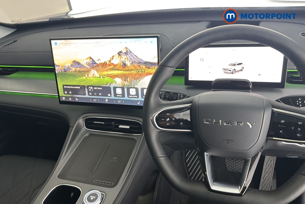 Chery Tiggo 8 Summit Automatic Petrol Plug-In Hybrid SUV - Stock Number (1682759) - 1st supplementary image