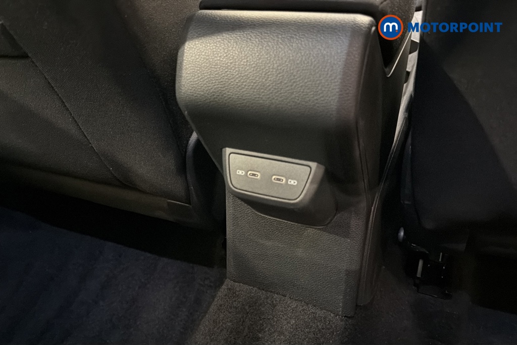 Volkswagen Polo SEL Manual Petrol Hatchback - Stock Number (1682936) - 28th supplementary image