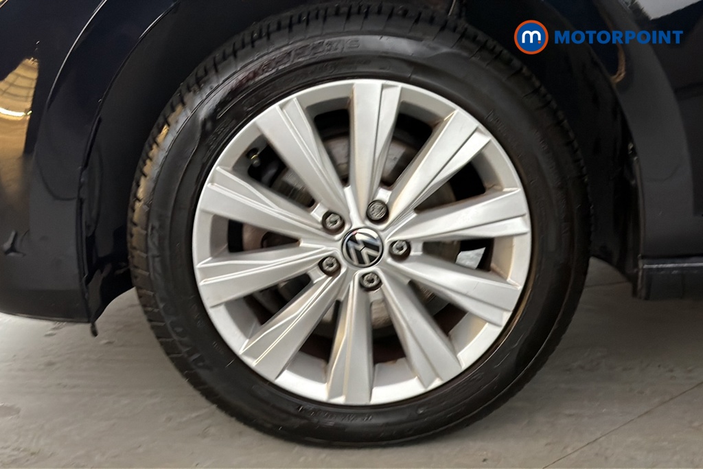 Volkswagen Polo SEL Manual Petrol Hatchback - Stock Number (1682936) - 44th supplementary image
