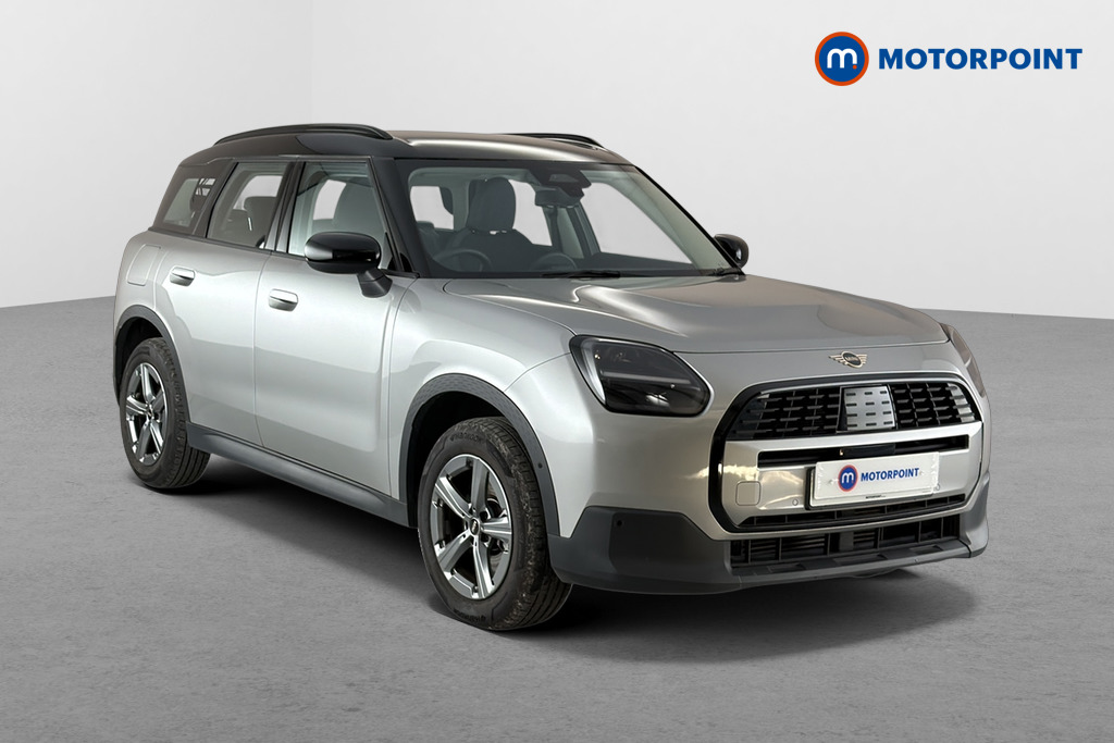 Mini Countryman C Classic Automatic Petrol SUV - Stock Number (1682940) - Drivers side front corner