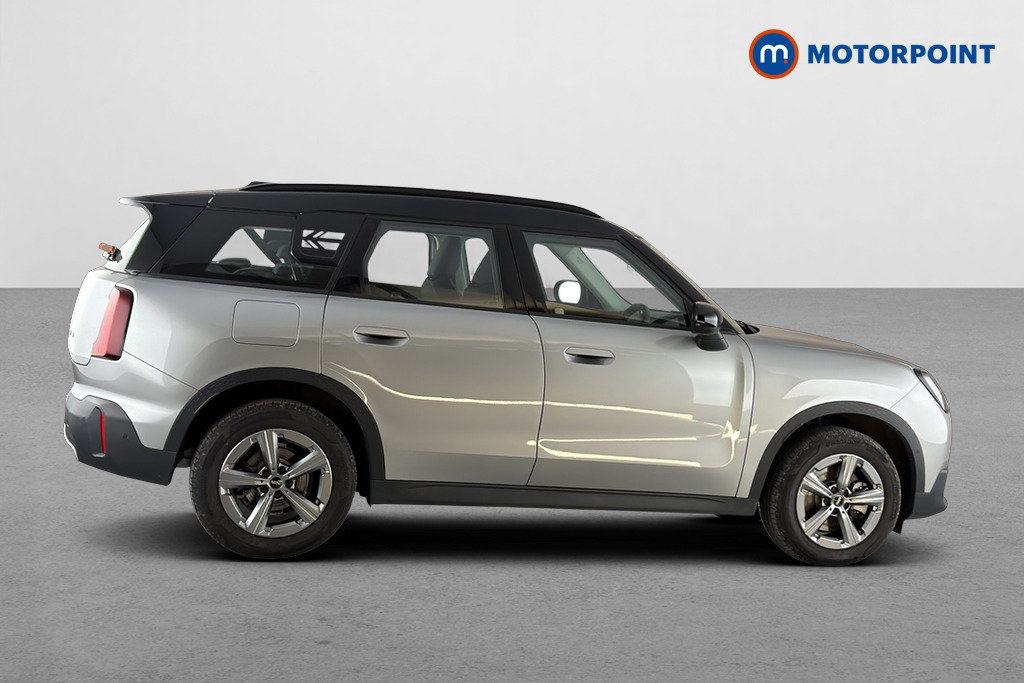 Mini Countryman C Classic Automatic Petrol SUV - Stock Number (1682940) - Passenger side