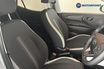 Hyundai I10 Premium Automatic Petrol Hatchback - Stock Number (1683050) - 22nd supplementary image