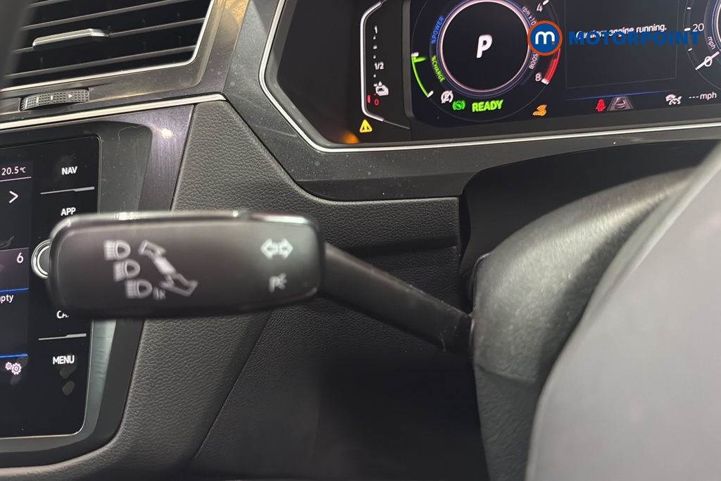 Volkswagen Tiguan Elegance Automatic Petrol Plug-In Hybrid SUV - Stock Number (1683089) - 5th supplementary image
