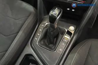 Volkswagen Tiguan Elegance Automatic Petrol Plug-In Hybrid SUV - Stock Number (1683089) - 12th supplementary image