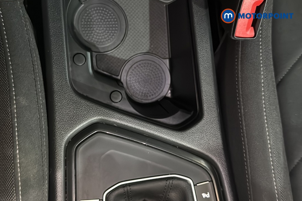 Volkswagen Tiguan Elegance Automatic Petrol Plug-In Hybrid SUV - Stock Number (1683089) - 13th supplementary image