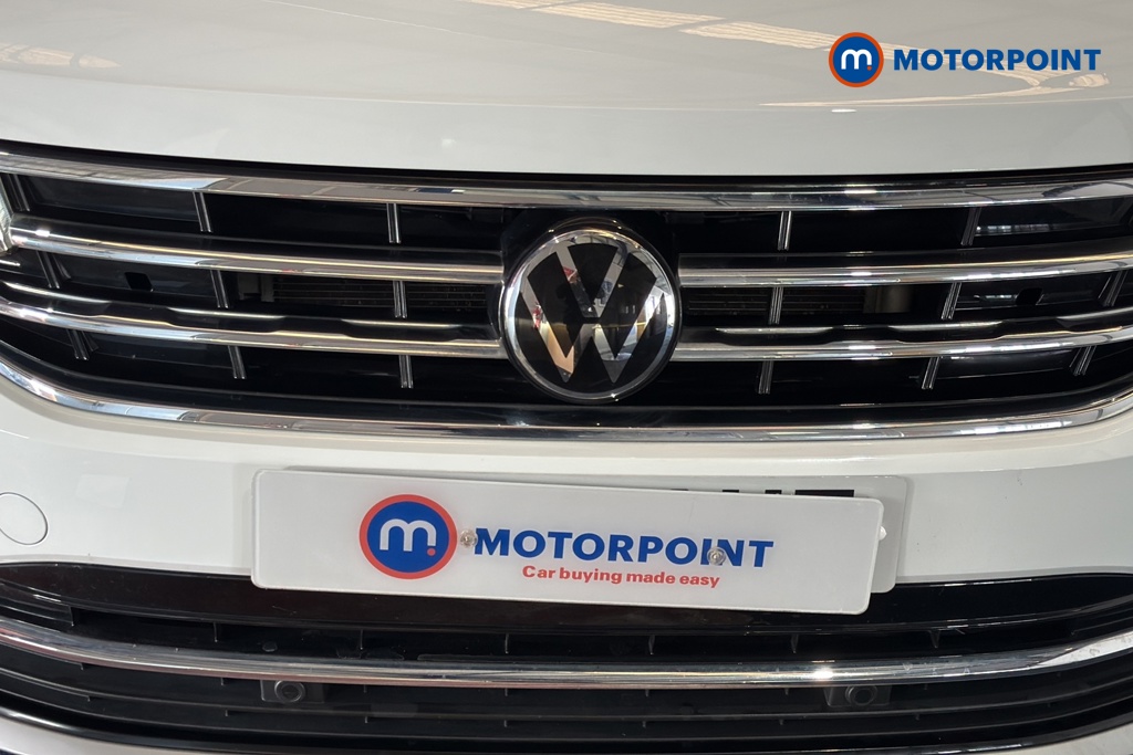 Volkswagen Tiguan Elegance Automatic Petrol Plug-In Hybrid SUV - Stock Number (1683089) - 43rd supplementary image