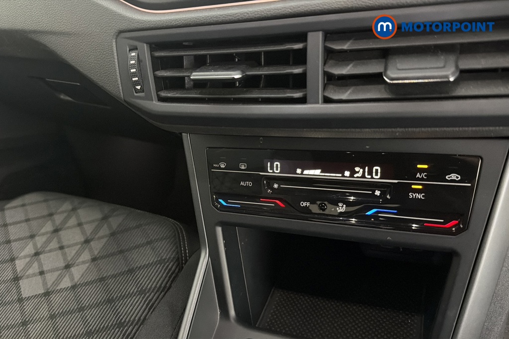 Volkswagen Polo R-Line Manual Petrol Hatchback - Stock Number (1683103) - 12th supplementary image