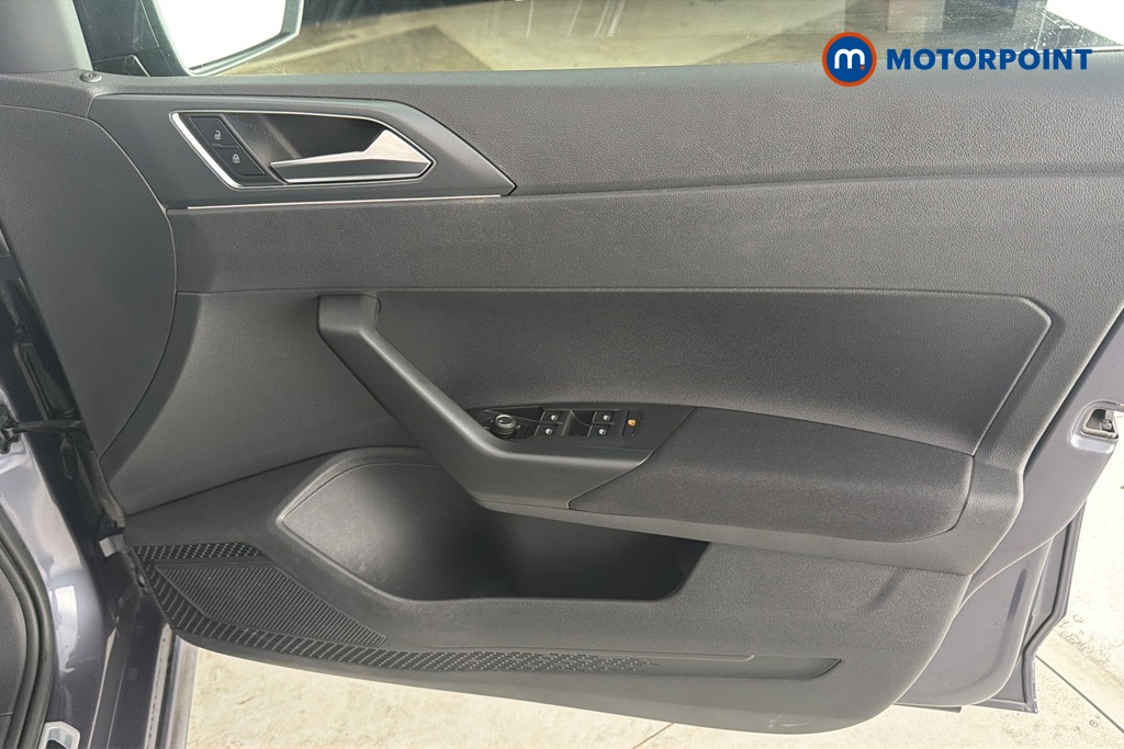 Volkswagen Polo R-Line Manual Petrol Hatchback - Stock Number (1683103) - 18th supplementary image