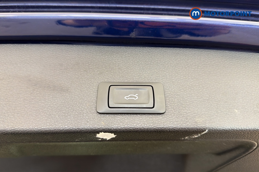 Audi Q2 Black Edition Manual Petrol SUV - Stock Number (1683182) - 35th supplementary image