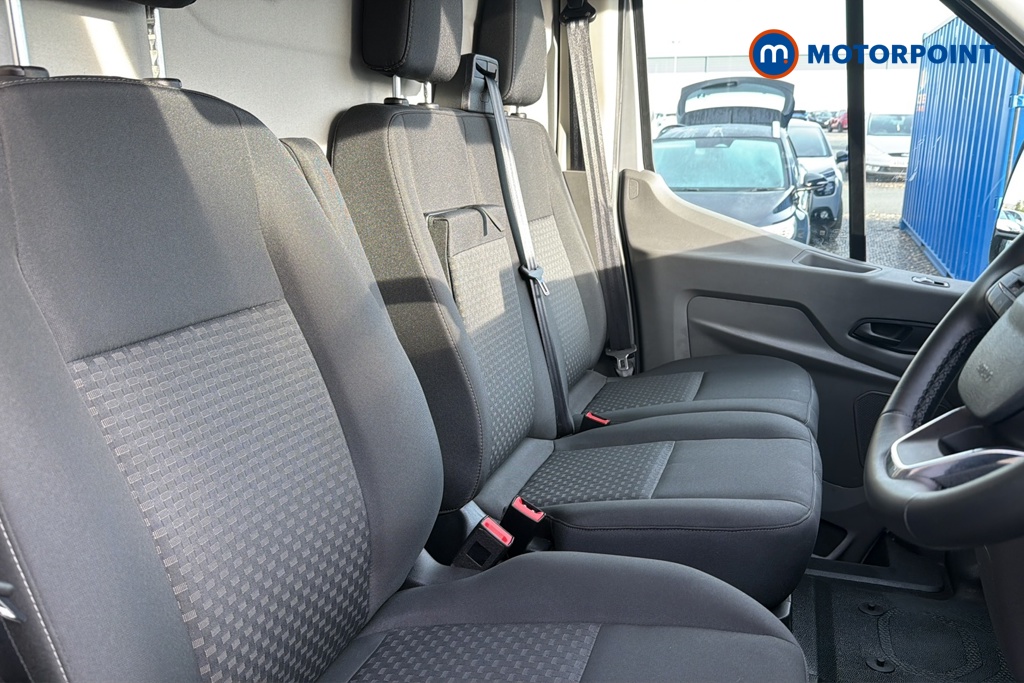 Ford Transit Limited Automatic Diesel Medium Roof Van - Stock Number (1683332) - 22nd supplementary image