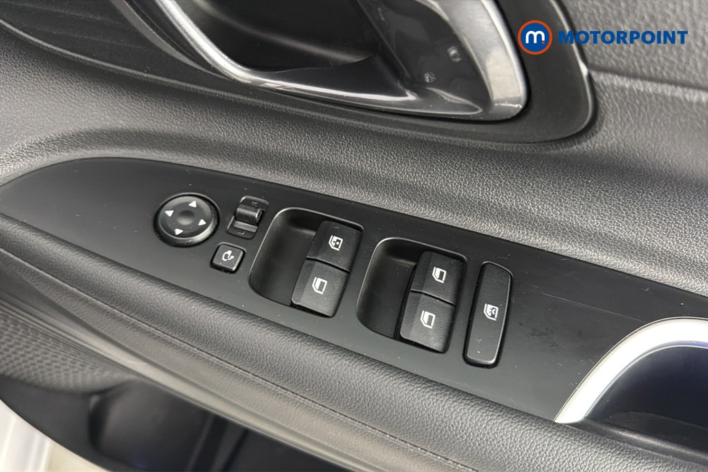 Hyundai I20 Tech Line Automatic Petrol Hatchback - Stock Number (1683609) - 19th supplementary image