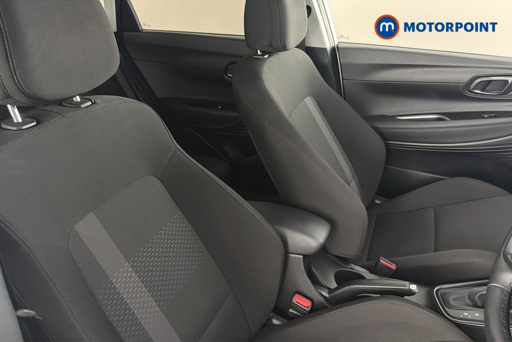 Hyundai I20 Tech Line Automatic Petrol Hatchback - Stock Number (1683609) - 22nd supplementary image