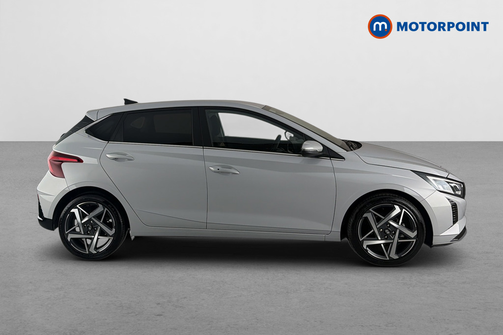 Hyundai I20 Tech Line Automatic Petrol Hatchback - Stock Number (1683609) - Passenger side