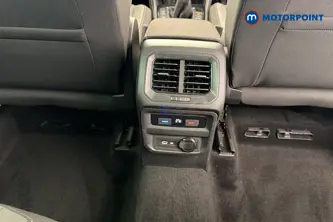 Volkswagen Tiguan Life Manual Petrol SUV - Stock Number (1684133) - 28th supplementary image