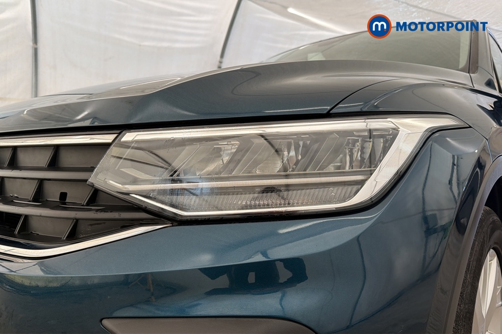 Volkswagen Tiguan Life Manual Petrol SUV - Stock Number (1684133) - 42nd supplementary image