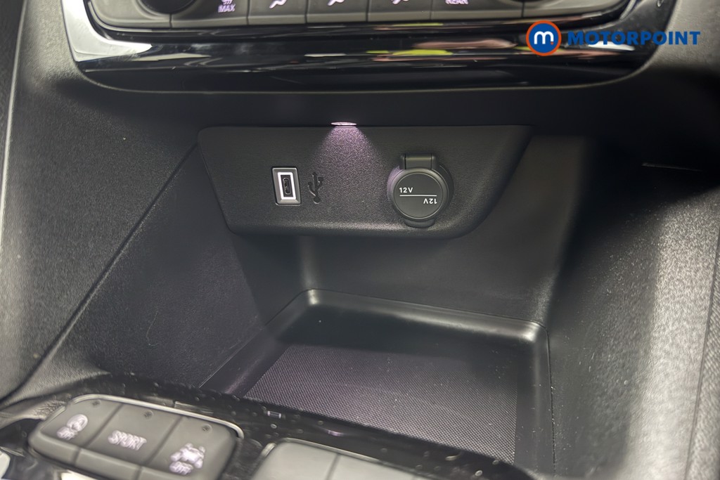 Vauxhall Corsa YES Manual Petrol Hatchback - Stock Number (1639805) - 15th supplementary image
