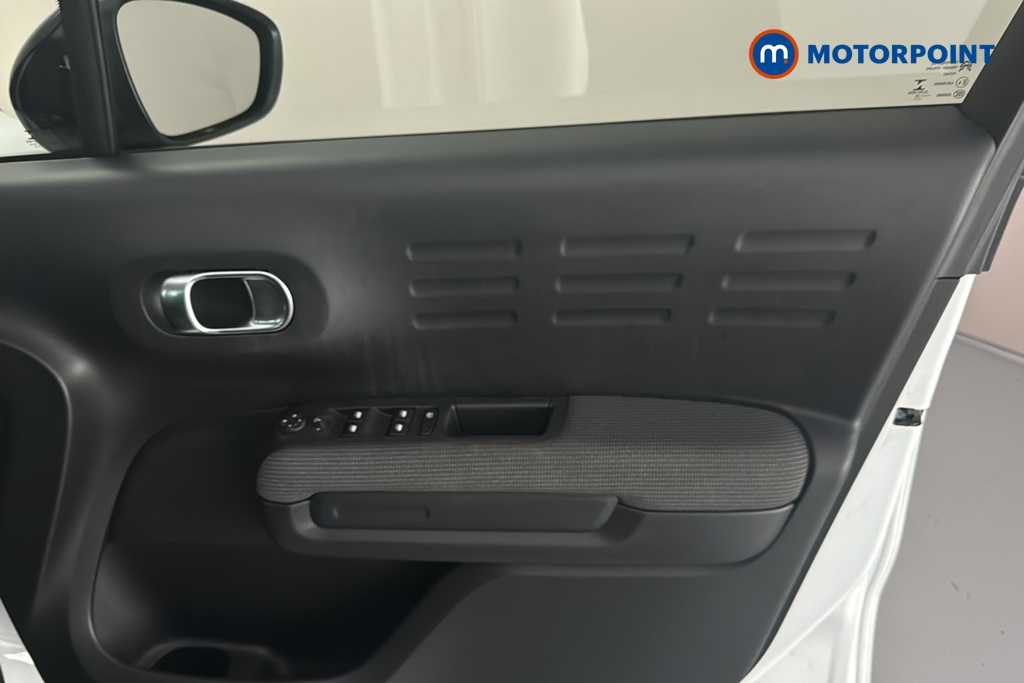 Citroen C3 Aircross Shine Manual Petrol SUV - Stock Number (1669188) - 18th supplementary image