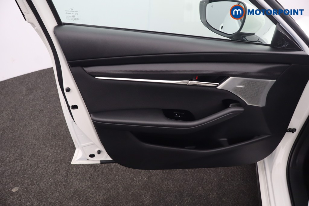 Mazda 3 Exclusive-Line Automatic Petrol Hatchback - Stock Number (1672949) - 41st supplementary image