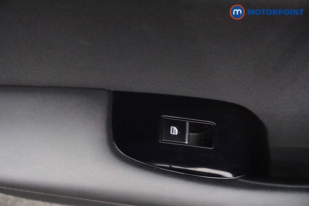 Mazda 3 Exclusive-Line Automatic Petrol Hatchback - Stock Number (1672949) - 43rd supplementary image
