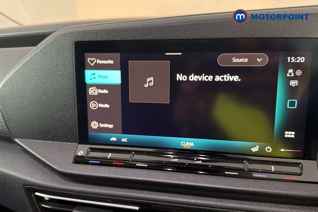 Volkswagen Caddy Maxi Life Automatic Petrol People Carrier - Stock Number (1673848) - 8th supplementary image