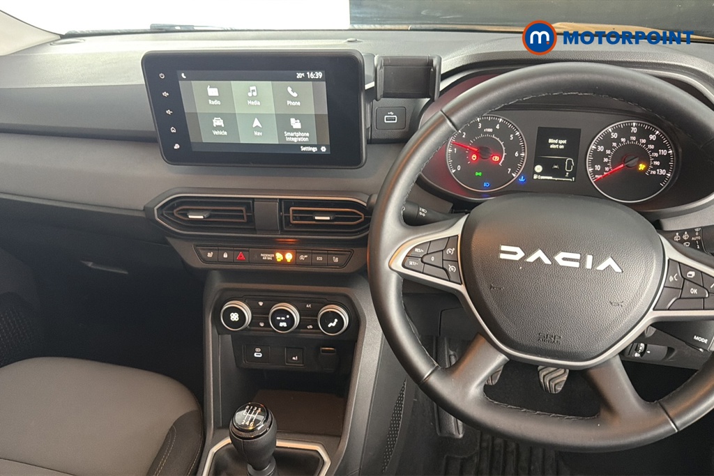 Dacia Sandero Stepway Extreme Manual Petrol Hatchback - Stock Number (1674730) - 1st supplementary image