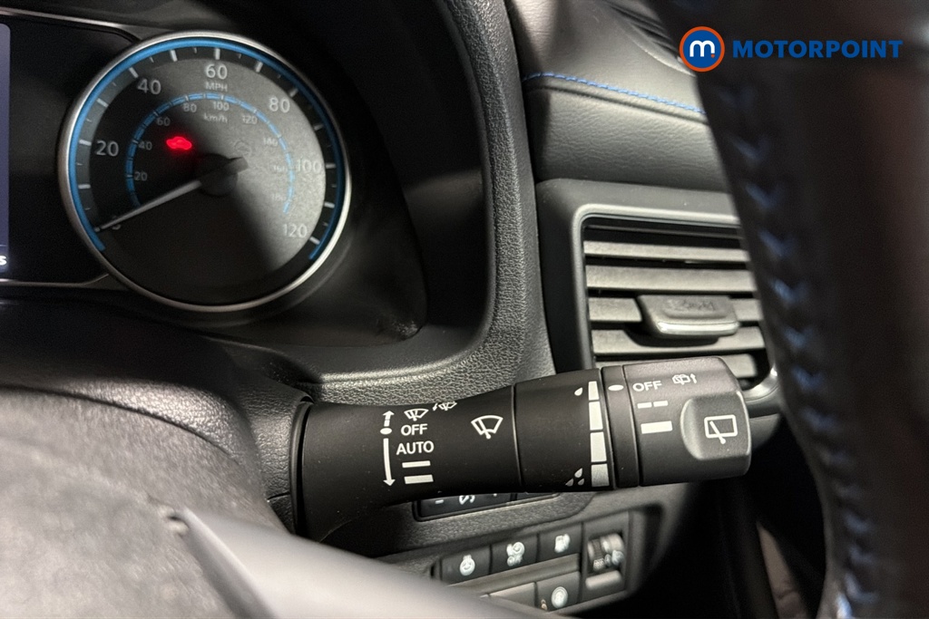 Nissan Leaf N-Connecta Automatic Electric Hatchback - Stock Number (1675051) - 6th supplementary image