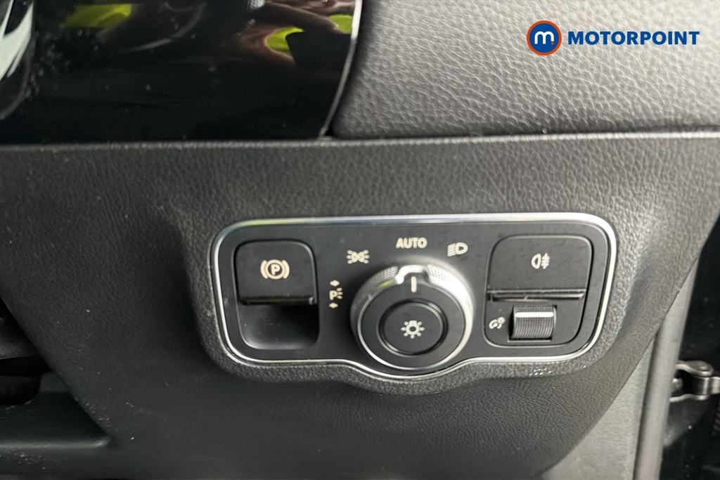 Mercedes-Benz B Class Amg Line Automatic Petrol Hatchback - Stock Number (1675290) - 11th supplementary image