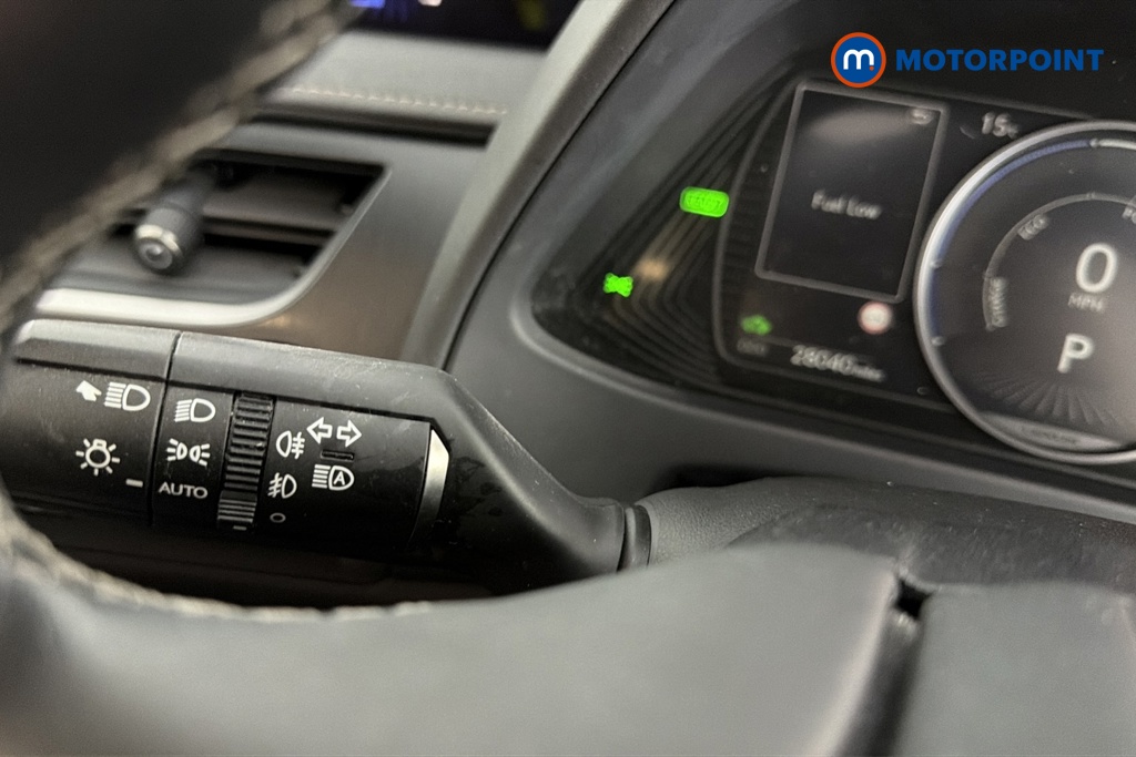 Lexus UX Takumi Automatic Petrol-Electric Hybrid SUV - Stock Number (1675394) - 5th supplementary image